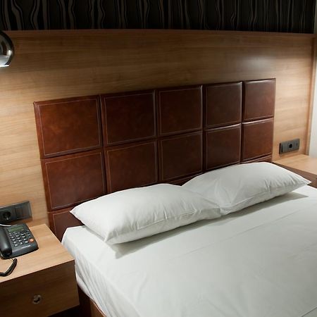 Metropolis Hotel Serres Extérieur photo