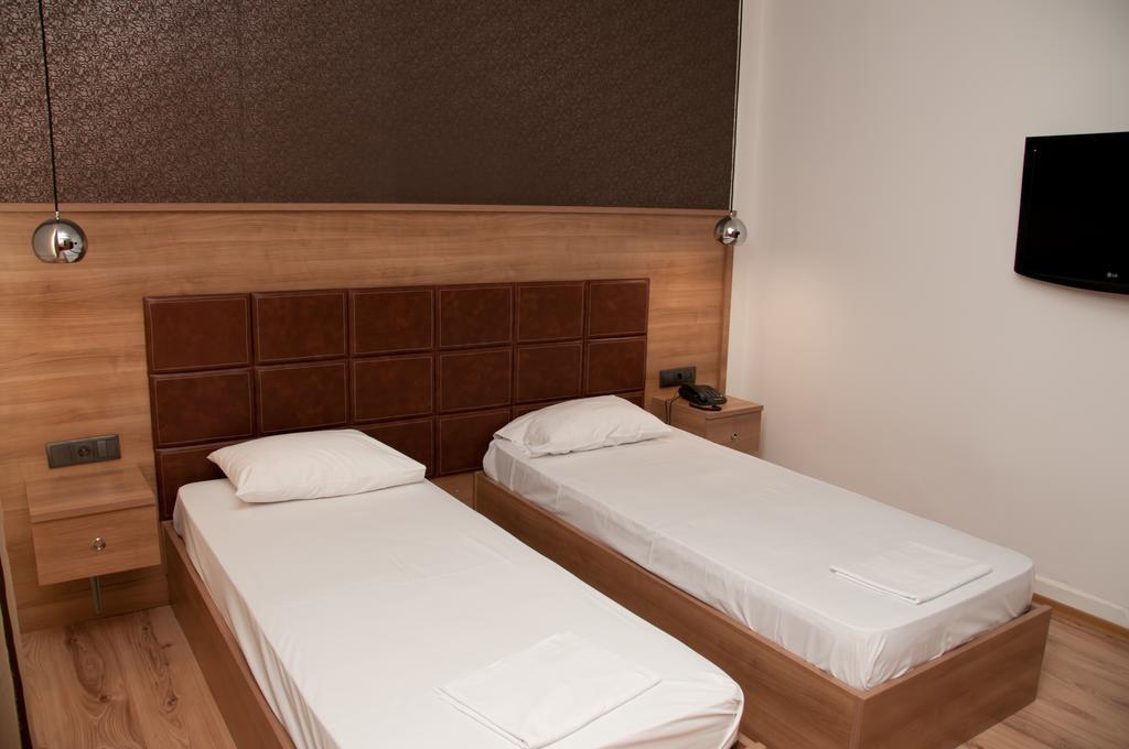 Metropolis Hotel Serres Extérieur photo