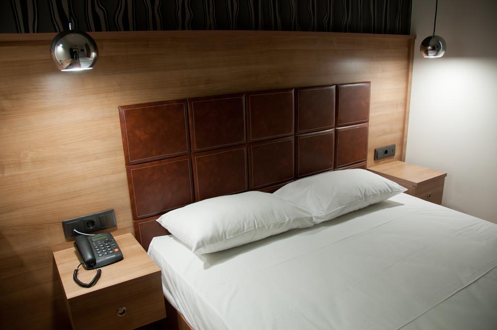 Metropolis Hotel Serres Extérieur photo