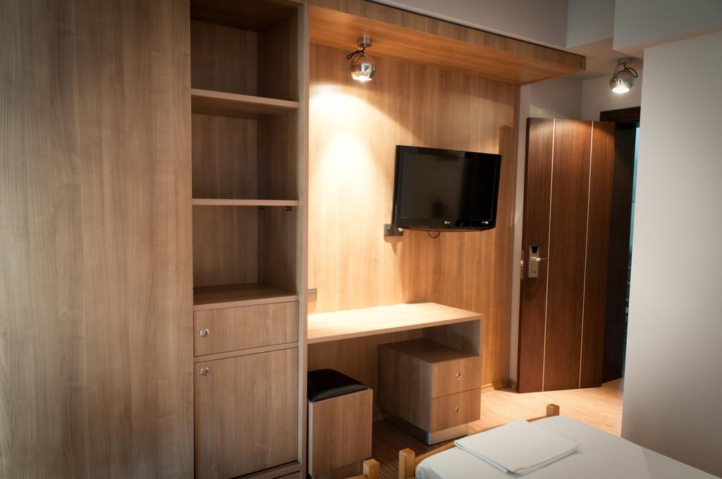 Metropolis Hotel Serres Extérieur photo