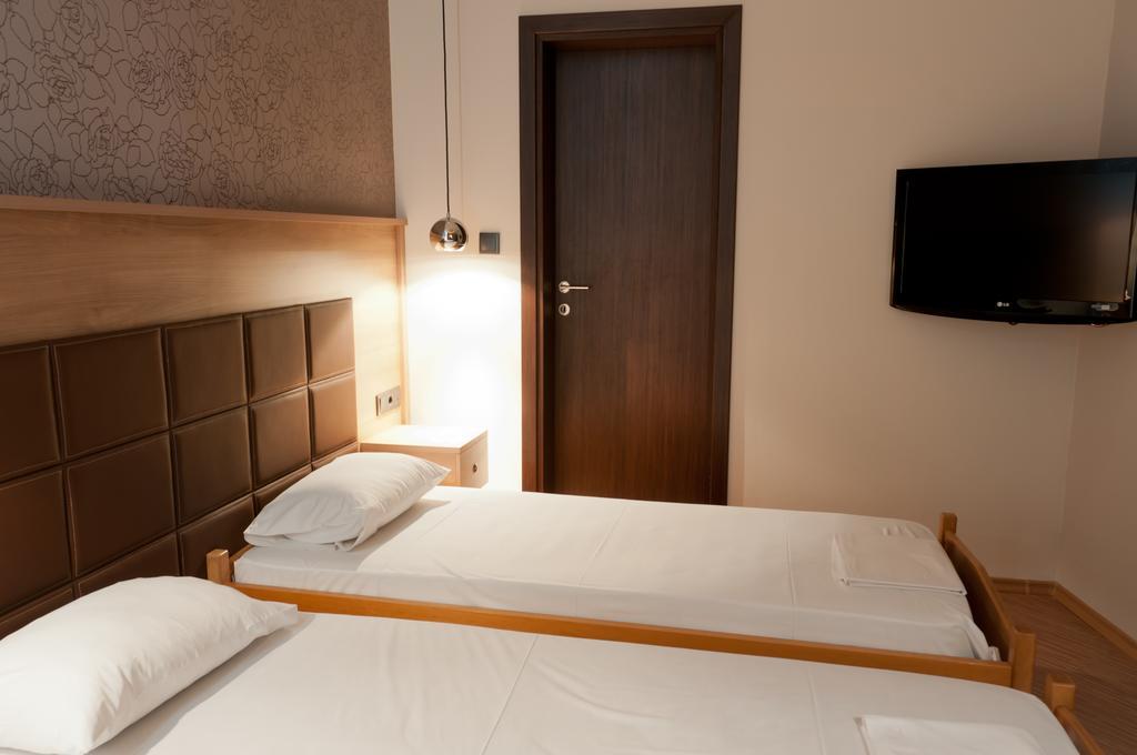 Metropolis Hotel Serres Extérieur photo